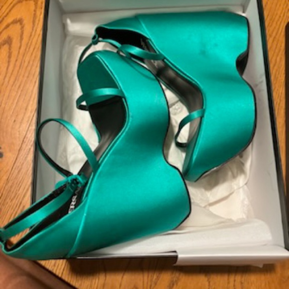 Versace platform wedge sandal - Picture 5 of 7